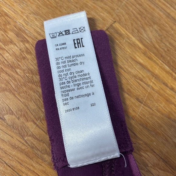 Hanro Soft Cup Lace Bra Lovis Collection in Sumac Size Small - Picture 11 of 13